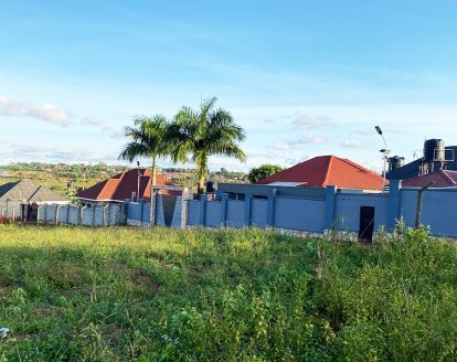 50x100ft Plots for Sale in Buloba